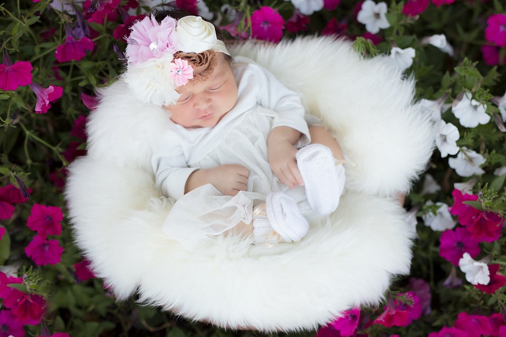 newborn1.jpg