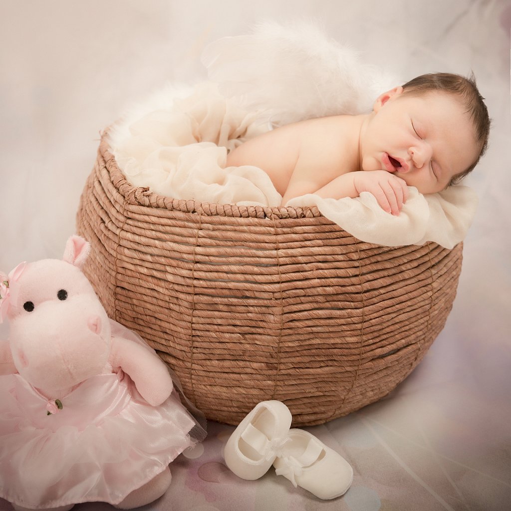 newborn2.jpg