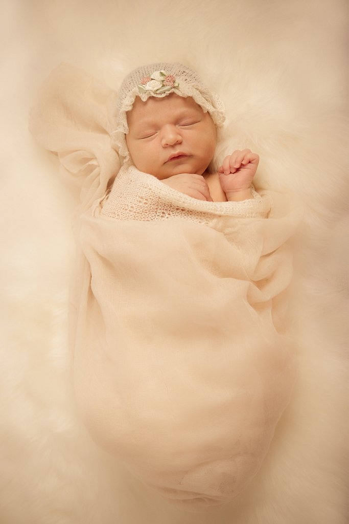 newborn5.jpg